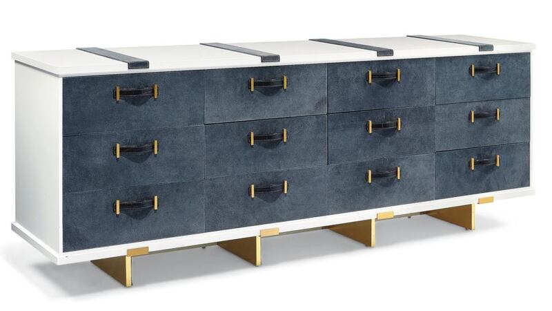 A chest of drawers (guide price £4,000-£6,000).