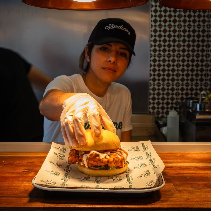 Handsome Burger: delicious beef, chicken and vegetarian choices