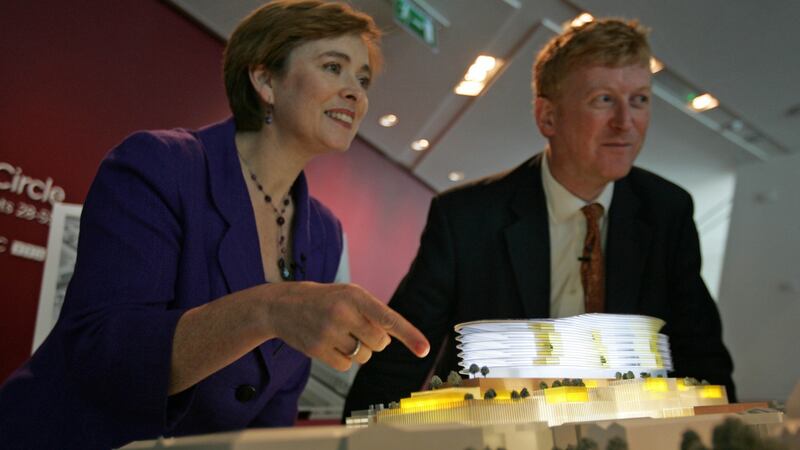 Eilish Hardiman, CEO Children’s Hospital Group, and Sean Mahon, lead architect, at the briefing on the New Children’s Hospital, in Dublin in 2010. Photograph: Eric Luke
