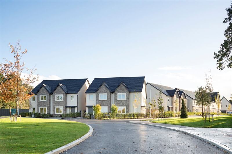 Linden Demesne is on the outskirts of Maynooth beside Carton House.