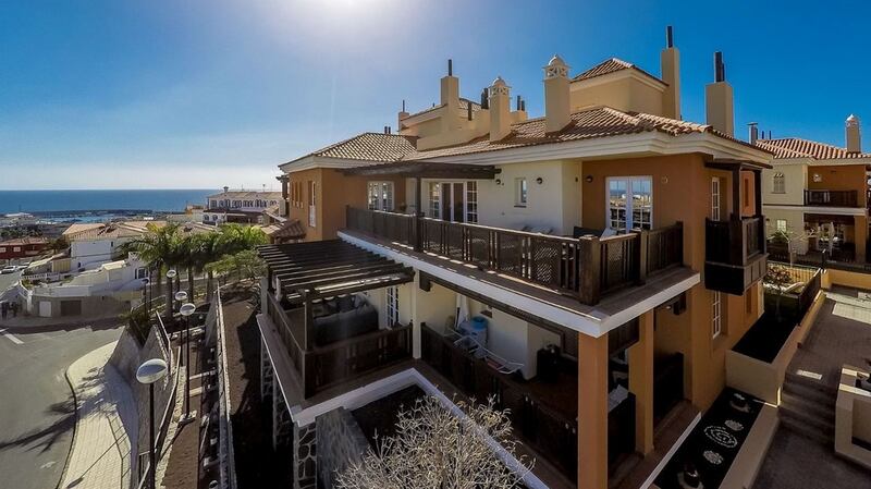 Gran Canaria: Monte Carrera is a scheme of 37 two-bedroom apartments laid out in 17 small blocks