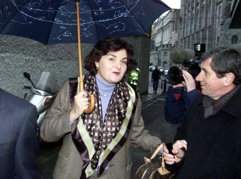 Antoinette Kennedy speaks to Charlie Bird as she arrives at the Flood tribunal in 2002. Photograph: Collins