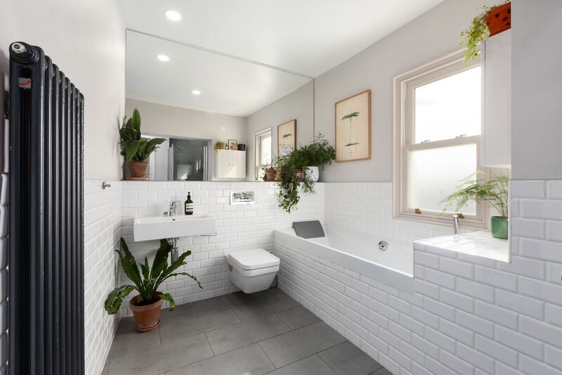 6 Prospect Terrace, Marine Drive, Sandymount, Dublin 4