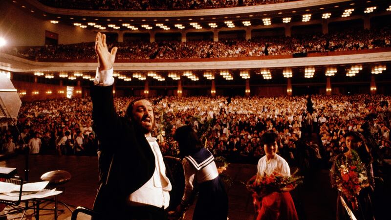 Pavarotti performs at the People’s Assembly in Peking, China. Photograph: Getty Images