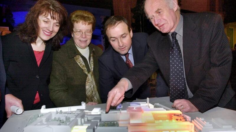 At the unveiling of the model of the Development Control Plan for the Mater & Children’s Hospital Developments which will create a new hospital campus in 2001. From left: Laura Magahy, Sr Helena O’Donoghue, Micheál Martin Martin Cowley