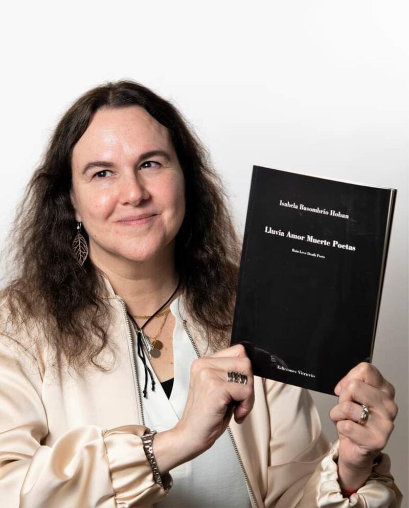 Isabela Basombrio Hoban