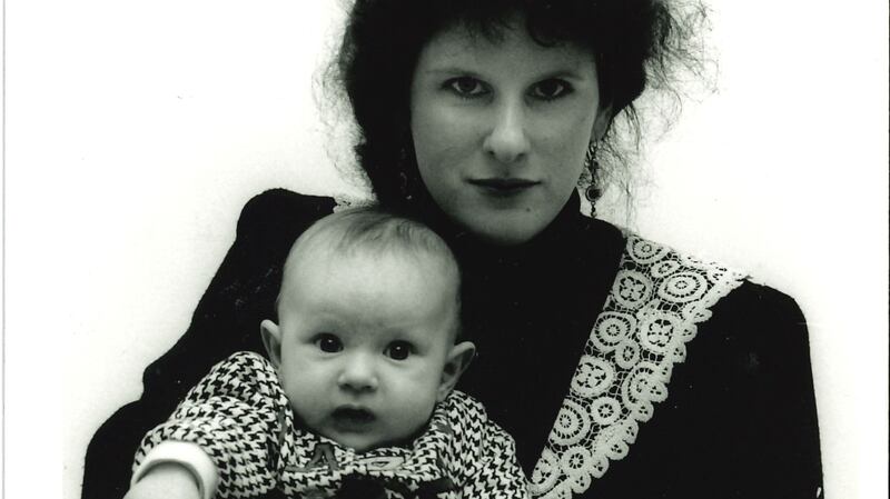 Judith Mok and her daughter Saar in 1989