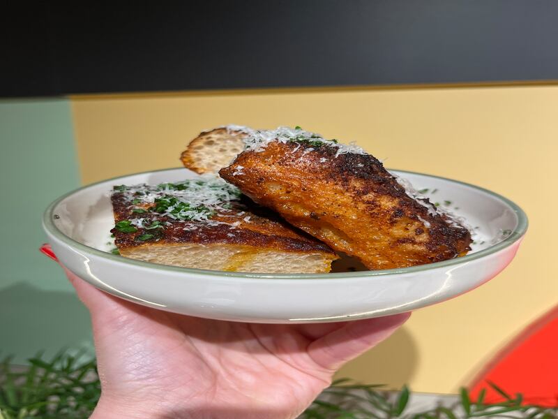 Garlic Bread at Squaredish Pizza 