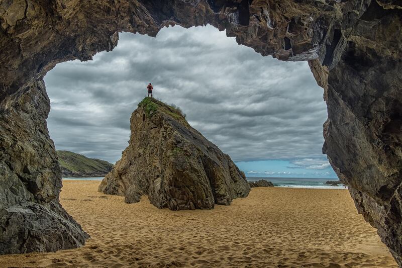 Todor Tilev was shortlisted in the People and the Coast category with ‘At the Cave at Boyeeghter Bay’, taken in Boyeeghter Bay, Co Donegal. 