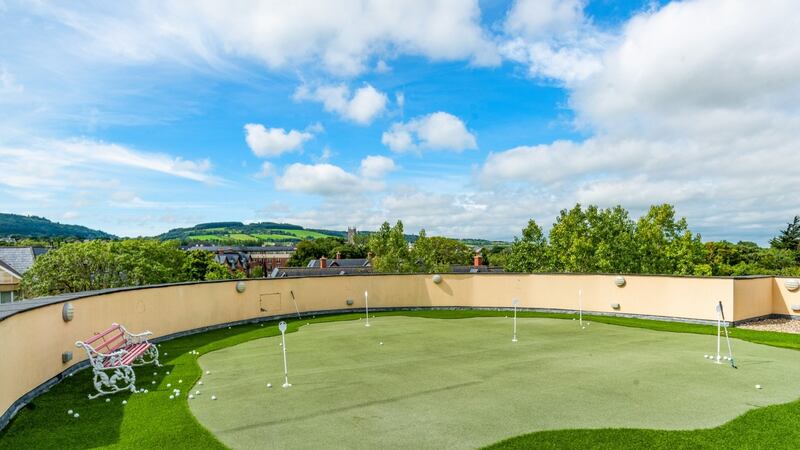 The rooftop putting green.