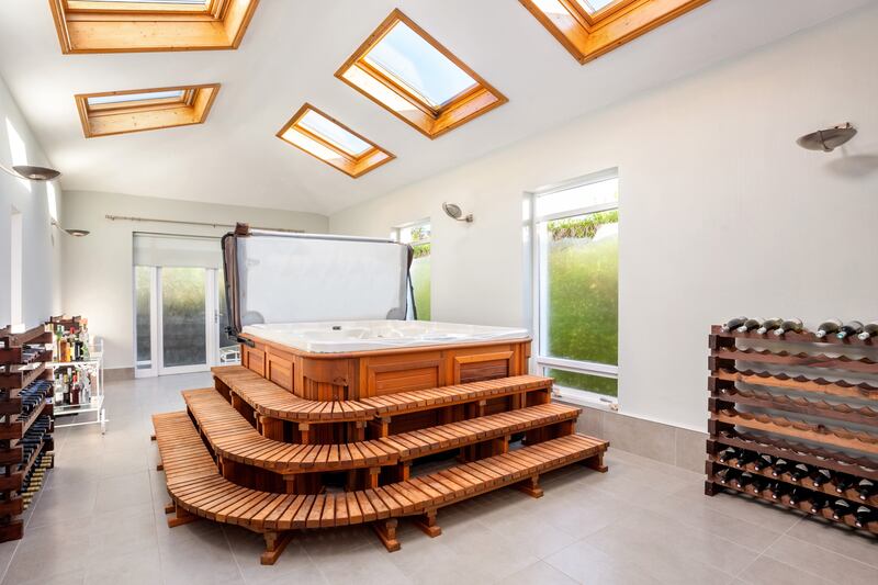 Hot tub in the entertainment hall