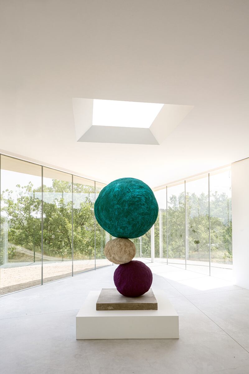 Sculpture by Annie Morris at the Oscar Niemeyer Gallery at Château La Coste