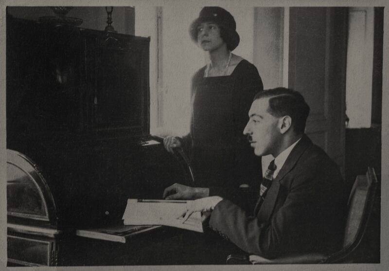 Paul Léon and Lucie in 1922.