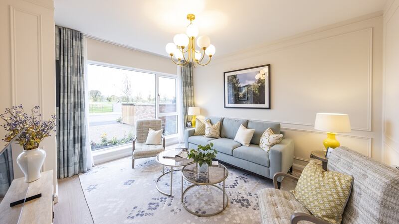 Three-bed sitting room