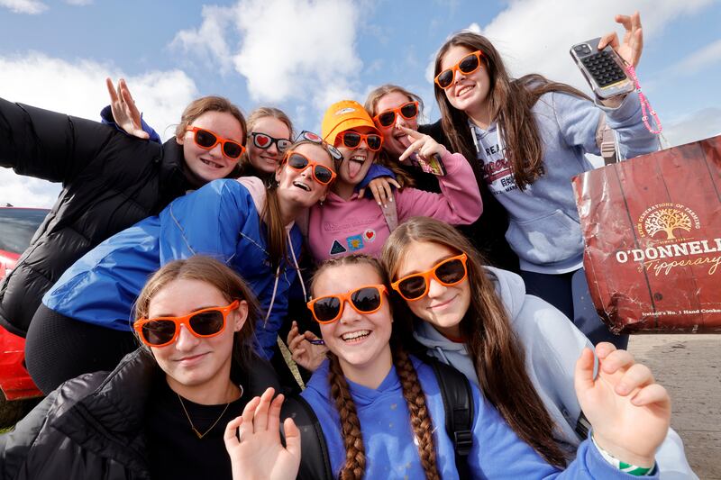 Daltaí na triú bliana ó Naomh Leo i gCeatharlach. Grianghraf: Alan Betson 