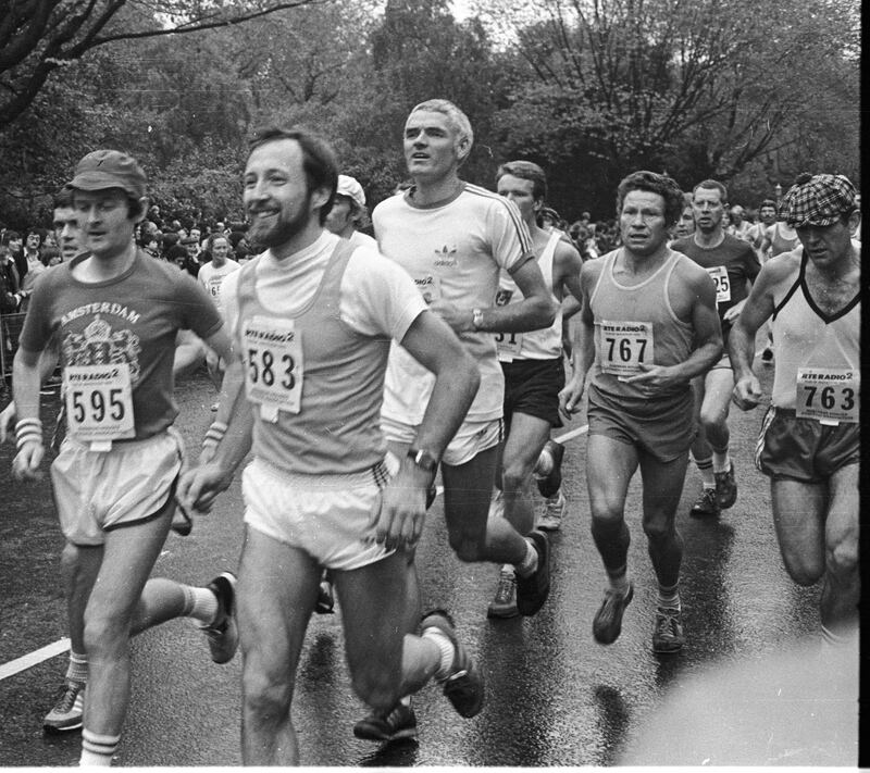 Noel Carroll (centre, in white T-shirt), co-founder of the Dublin Marathon, runs in the inaugural marathon on October 28th, 1980. Photograph: Jack McManus/The Irish Times