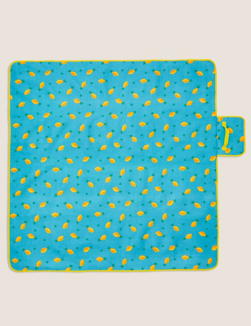 M&S lemons picnic blanket, €13