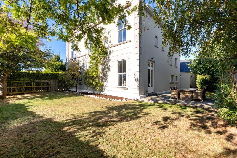 Patio and rear garden