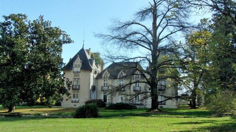 Chateau in Poitou-Charentes, France for €399,620