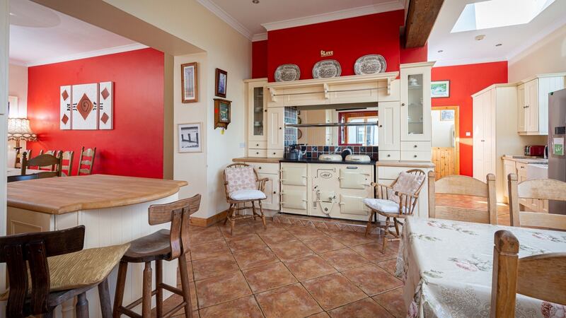 The kitchen and dining area in Templetown House.