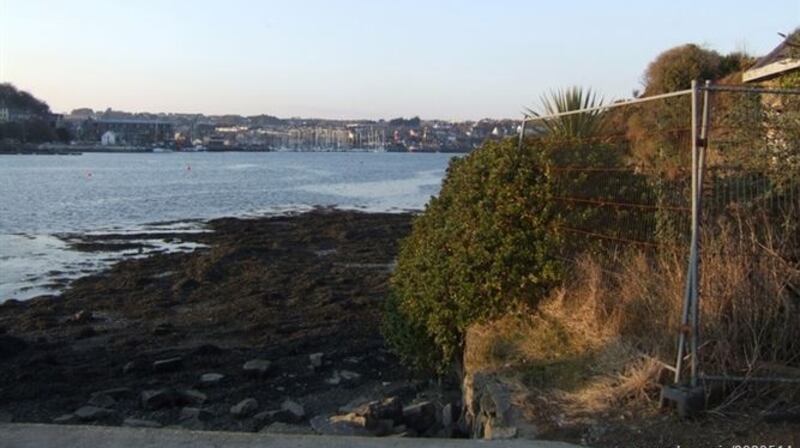 Waterfront Desmond Cottage, near Kineeds full refurbishment. The price has been cut by €60,000
