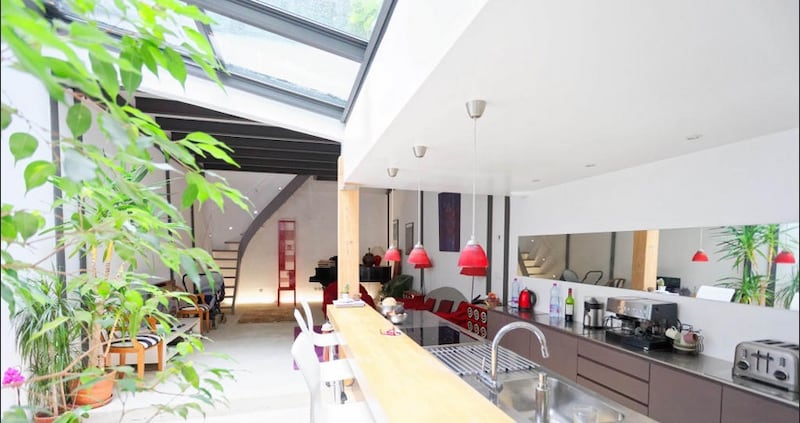 Three-bed in the south of Paris in Pernety village.