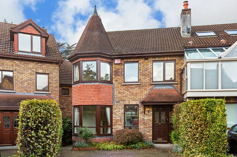 44 Shrewsbury Park, Ballsbridge, Dublin 4 has the potential to be converted back to a four-bed house