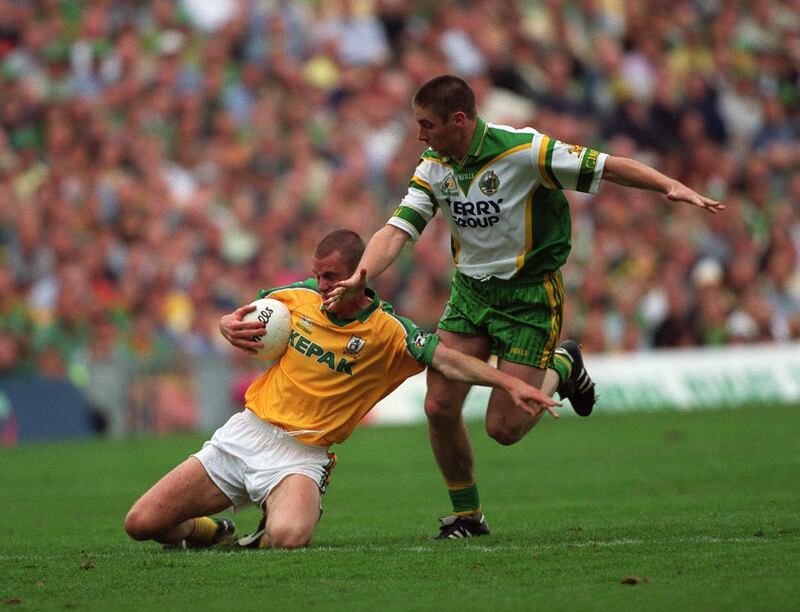 Nigel Crawford of Meath and Darragh O'Se of Kerry in 2001. Photograph: Andrew Paton/Inpho
