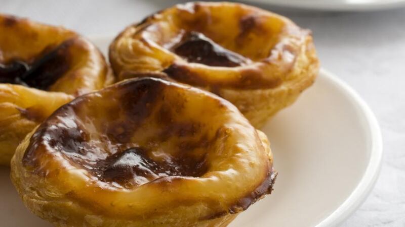 An excellent coffee and a pastry stuffed with magical Portuguese cream can be bought for a combined total of just €1.50 on the Algarve